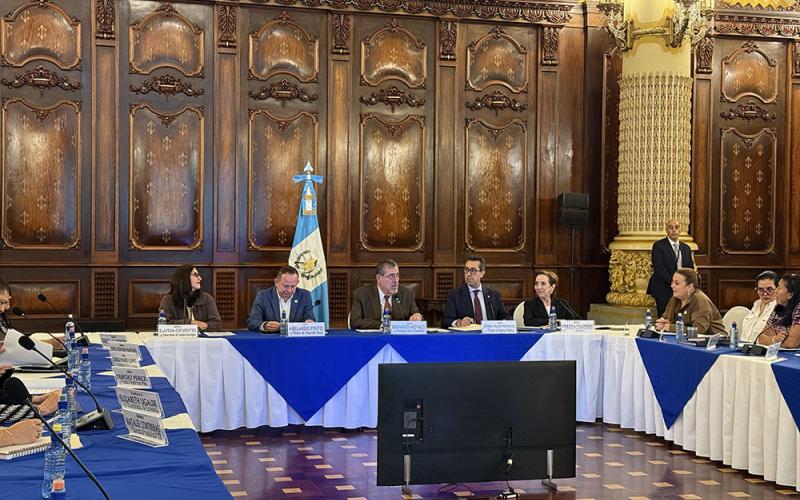 Gobierno presenta avances de la iniciativa Mano a Mano en municipios priorizados