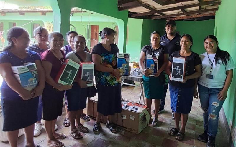 Impulsan nuevos emprendimientos de mujeres en Jalapa