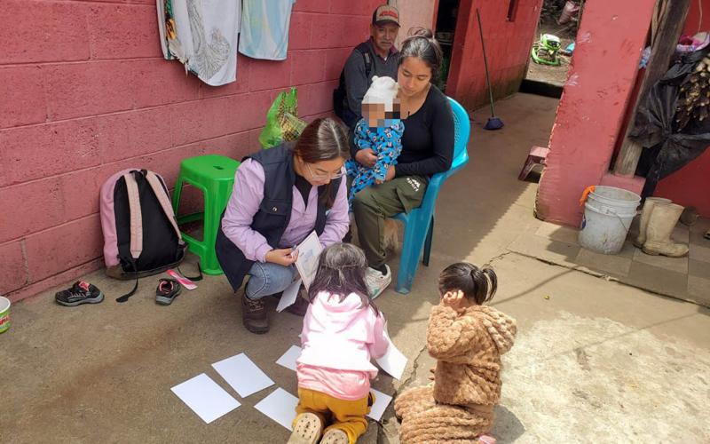 Monitorean huertos familiares en Momostenango