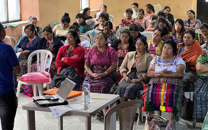 Mujeres de Santa Lucía Utatlán refuerzan su proceso de organización
