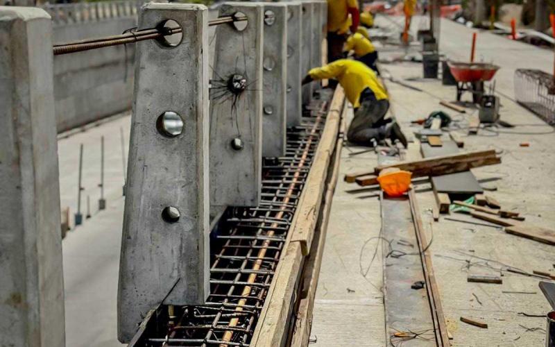 Quetzaltenango: Cierre total por instalación de vigas del paso a desnivel 