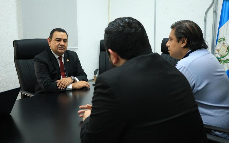 La DGT avanza con transparencia y compromiso para agilizar trámites y fortalecer la atención a los usuarios