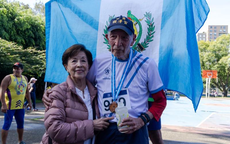 atleta máster de 89 años que corrió la Carrera Independencia 2025
