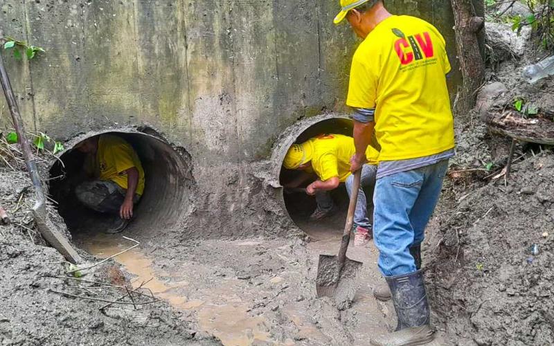 Covial fortalece la conectividad en ruta de terracería entre Guatemala y El Progreso