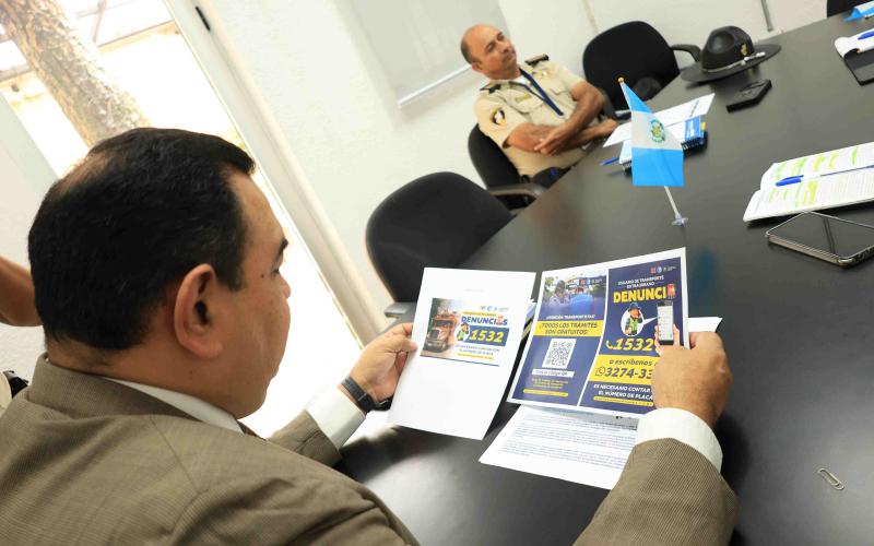 DGT y PROVIAL se suben al mismo bus por la seguridad vial