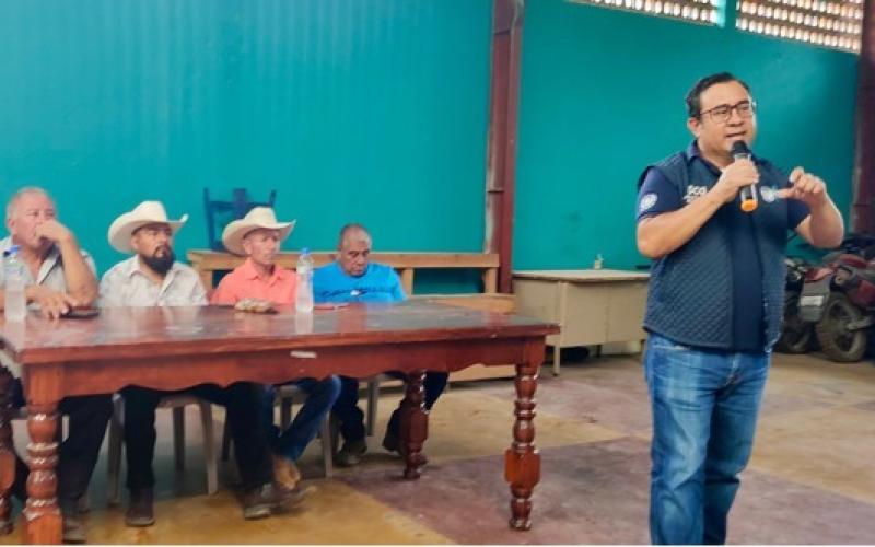 El delegado departamental del MIDES, David de León Reyes intervino para informar a los presentes que en los próximos días llegará a ese municipio el equipo de censistas. Esto con el objetivo de implementar el RSH, herramienta esencial para conocer y comprender las condiciones de vida de los hogares. 