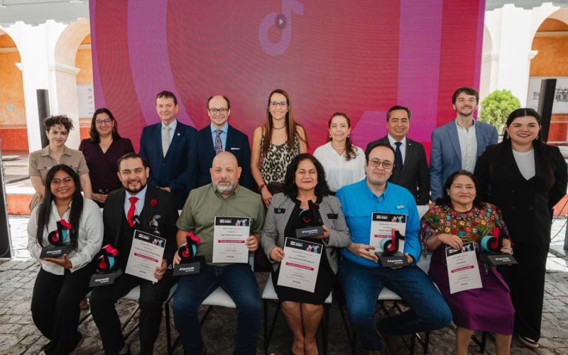 SIT impulsa formación docente en liderazgo digital con apoyo de aliados estratégicos