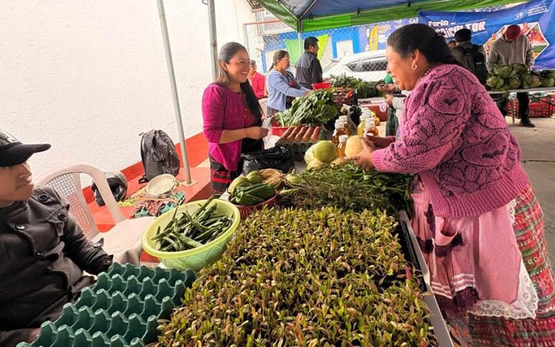 Feria del Agricultor logra promoción de la producción de Totonicapán