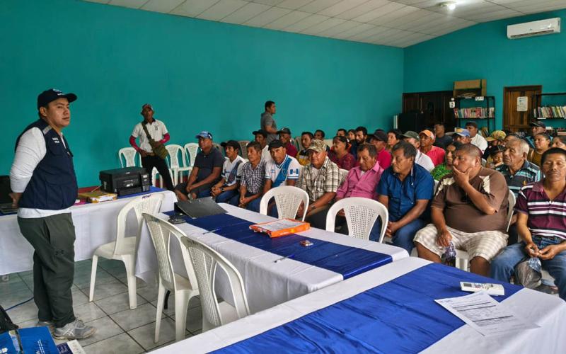 Impulsan carnetización de pescadores artesanales de Izabal