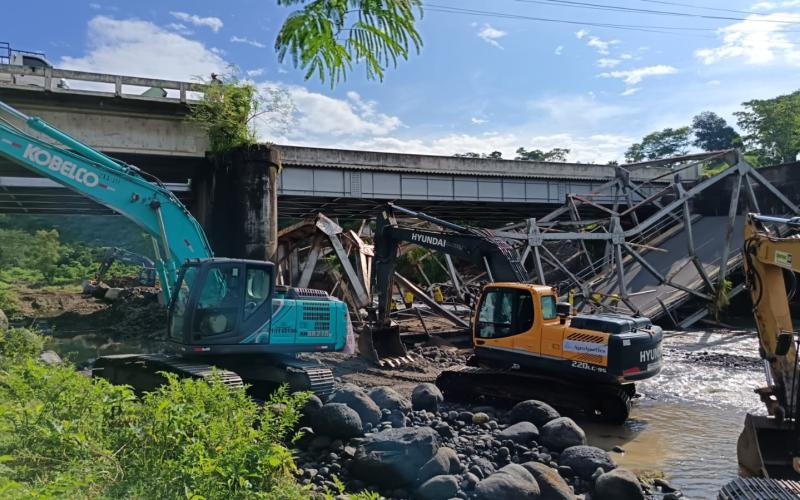 Covial inicia desmontaje del puente Brisas del Mocá para garantizar seguridad vial