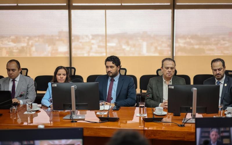 Minfin propone nueva ley de contrataciones públicas para modernizar y agilizar los procesos