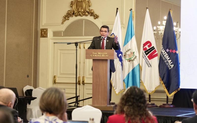 Fortalecemos la Aeronáutica Civil de Guatemala a través de la cooperación público-privada