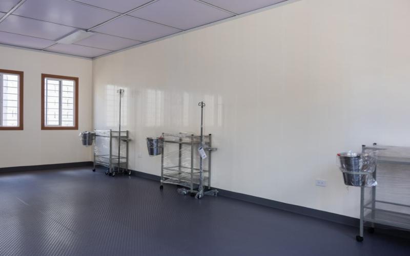 Entregan módulos que beneficiarán a pacientes renales en El Rosario, Moyuta