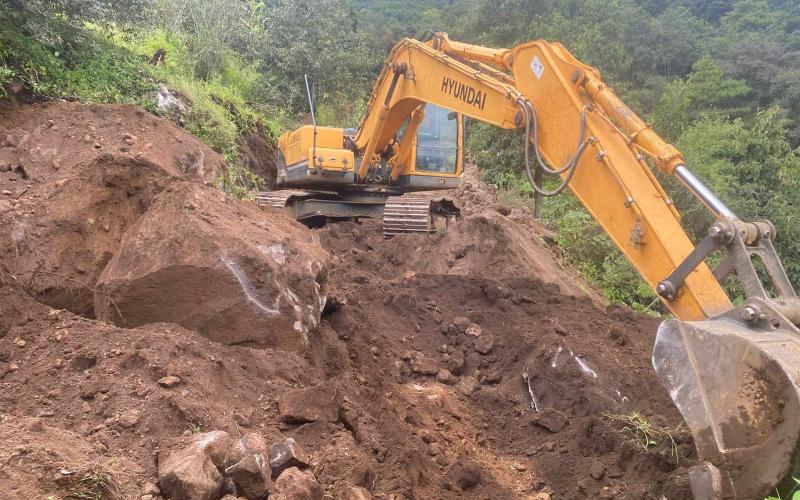 La Dirección General de Caminos avanza en 4.20 kilómetros de la ruta alterna a Santa María de Jesús