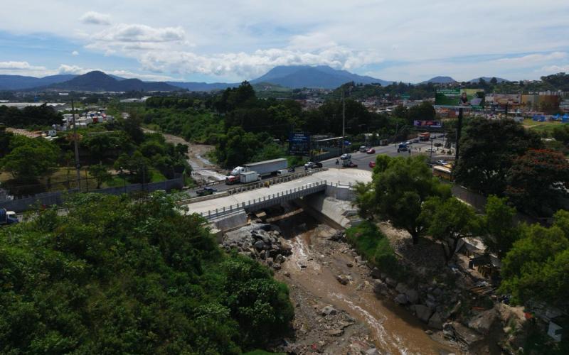 Más de un millón de vecinos mejoran su movilidad con la habilitación del Puente Tubac II