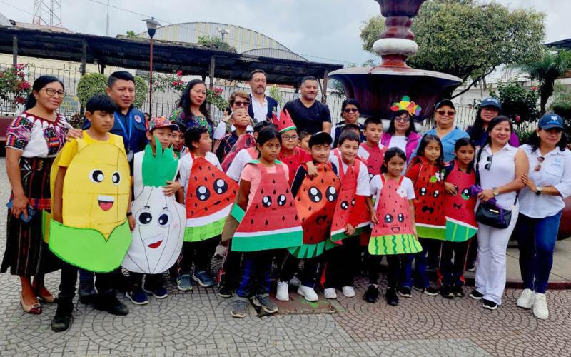 Promueven hábitos alimenticios saludables en el Día Mundial de la Alimentación