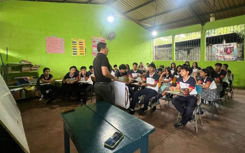 Promueven hábitos saludables y alimentación nutritiva en comunidades de Retalhuleu