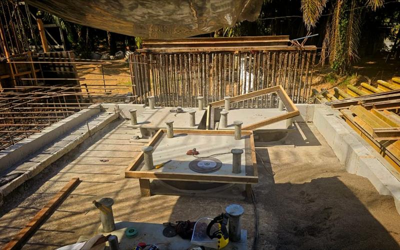 Colocan aisladores sísmicos en puente El Naranjo 