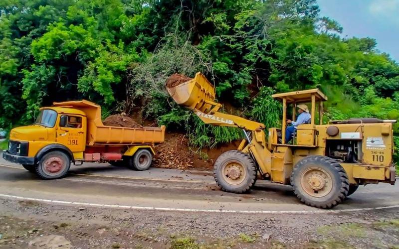 Acción inmediata para restablecer la movilidad en Jutiapa tras derrumbe en Ruta Nacional 23
