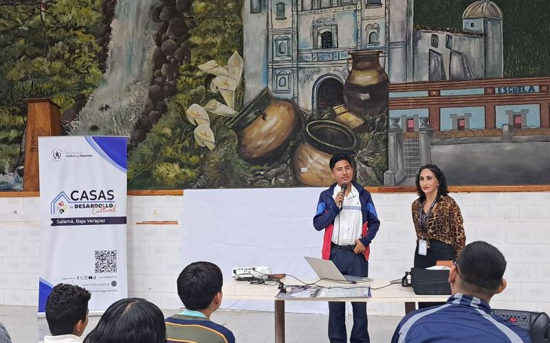 Estudiantes de Baja Verapaz fortalecen sus conocimientos sobre los 20 Nahuales del Calendario Maya