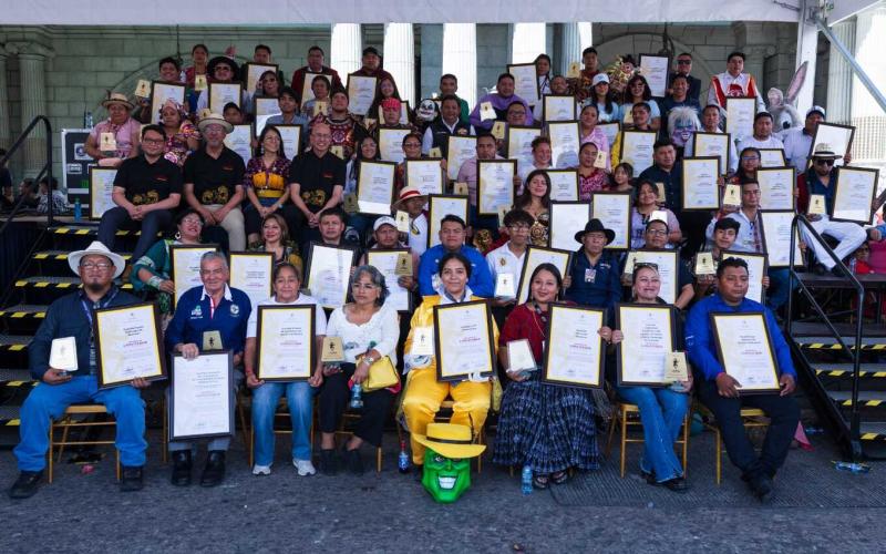 Guatemala celebra su herencia cultural en el Primer Encuentro Nacional de Conviteros 2025