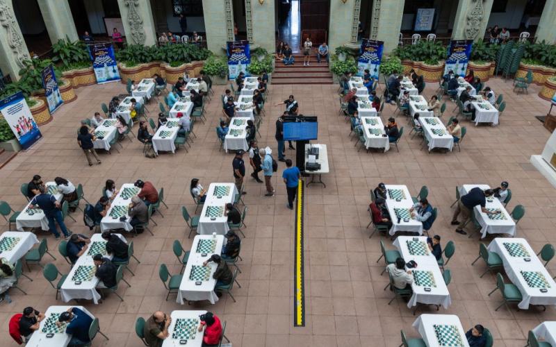 Unos 300 ajedrecistas se dieron cita en el Palacio Nacional de la Cultura