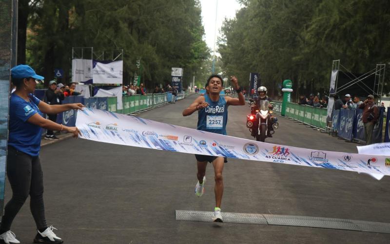 Williams Julajuj fue el mejor en su categoría este domingo. 