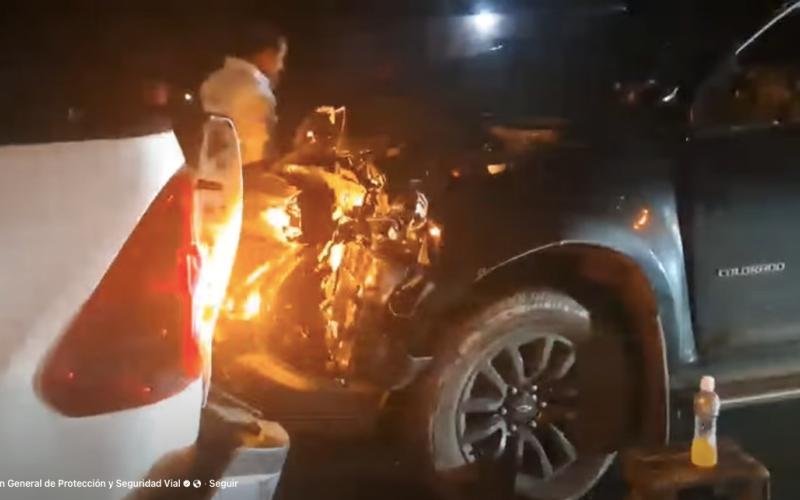 Provial regula el tránsito tras múltiple colisión en Suchitepéquez: ¡La seguridad en carretera es primero!