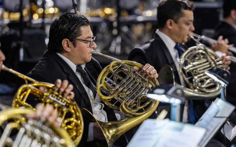 Sinfónica Nacional y la Banda Marcial