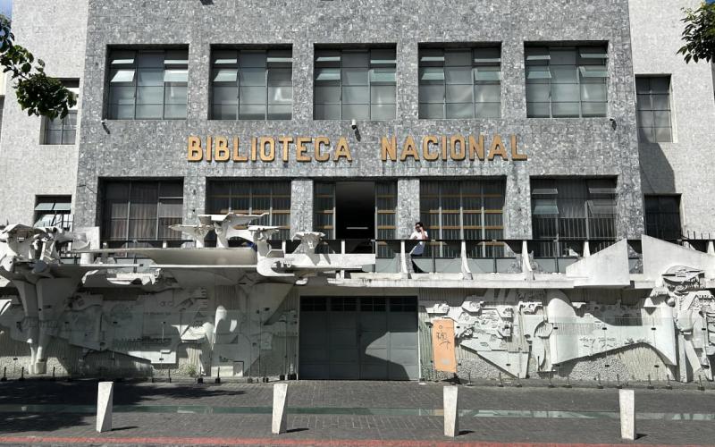 Guatemala celebra 65 años de resguardo de su historia en la Hemeroteca Nacional