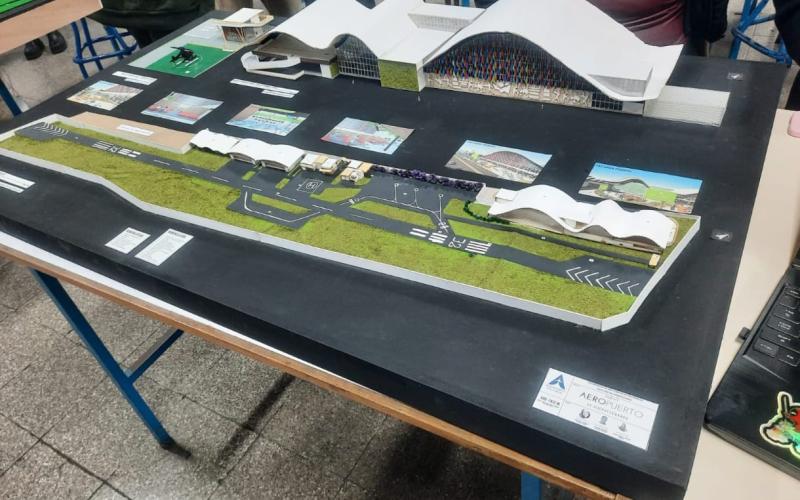 Esta iniciativa forma parte del esfuerzo conjunto entre ambas instituciones para impulsar el desarrollo de infraestructura aeroportuaria moderna y sostenible en el occidente del país, fortaleciendo la conectividad regional y promoviendo el crecimiento económico y turístico de la zona.