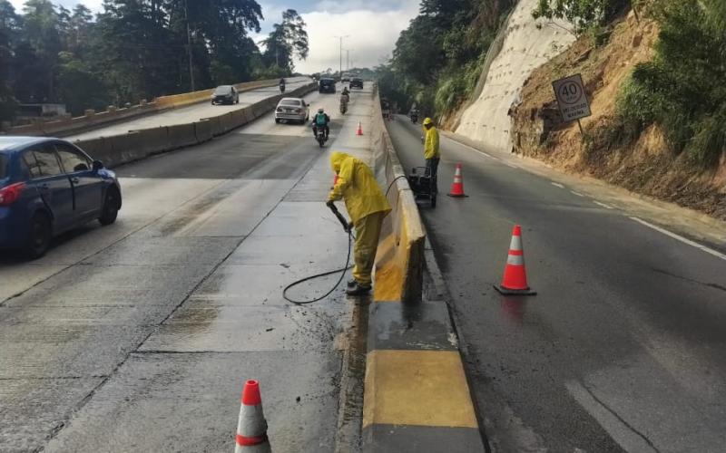 Puentes más seguros: avanzan mantenimientos en Alta Verapaz, Sacatepéquez y Guatemala