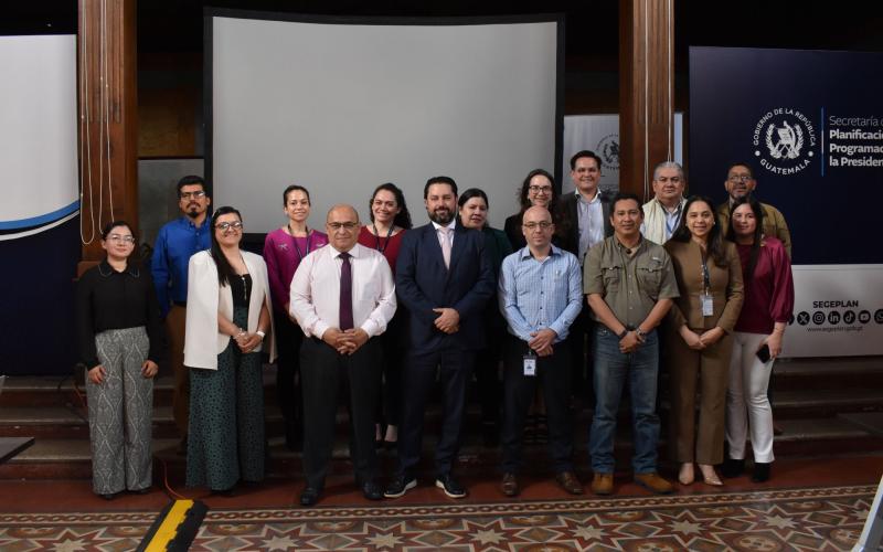 La misión oficial de CEPAL visitó el país para establecer una hoja de ruta conjunta con SEGEPLAN).