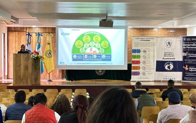 Fortalecen capacidades del personal MAGA en bienestar animal