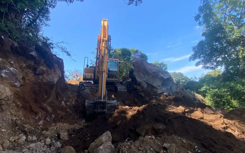 Caminos abre paso entre la montaña: 4.4 km avanzados en la nueva ruta a Santa María de Jesús