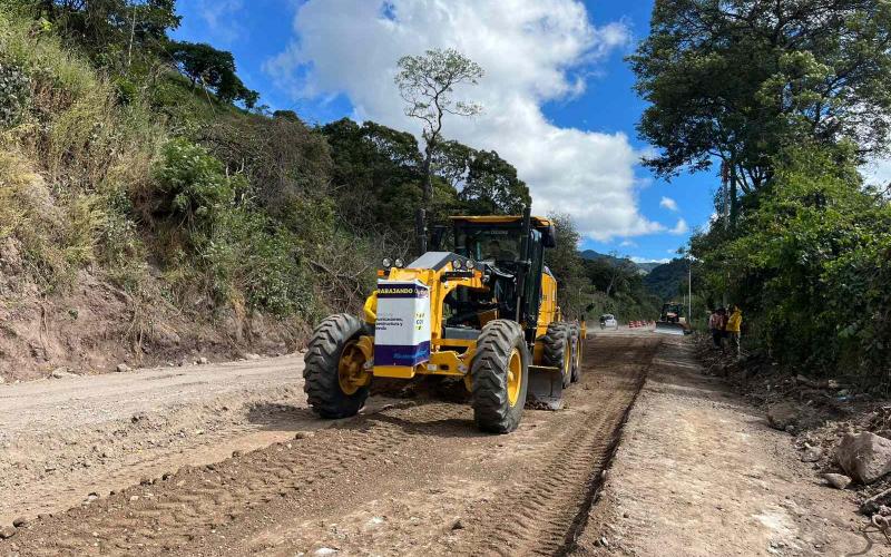 Primera obra bajo Ley de Infraestructura Vial Prioritaria: rehabilitan 16.4 km hacia la frontera de La Ermita-Anguiatú