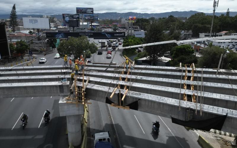 Cierre parcial esta noche por trabajos en paso a desnivel de la Calzada Roosevelt