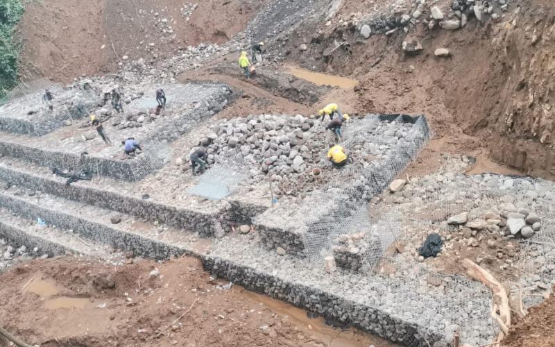 El CIV trabaja sin pausa para restablecer la movilidad entre Retalhuleu y Quetzaltenango