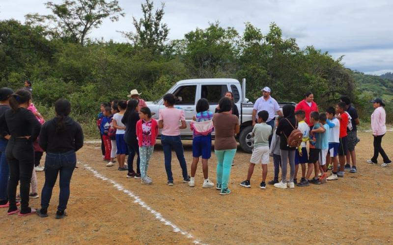 Promueven la convivencia pacífica en CADER Juvenil de Zacapa