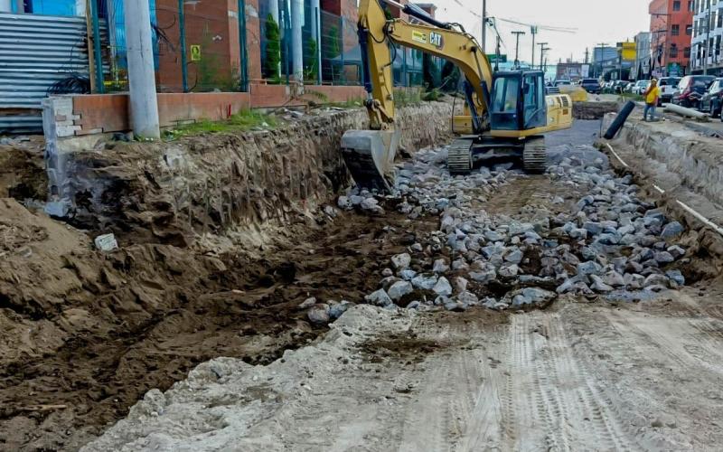 Xela suma progreso vial con base, drenajes y estructura de nuevo paso a desnivel 