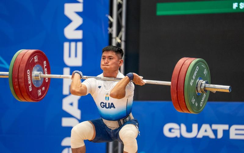 Parque Erick Barrondo rinde homenaje a Henry Esquivel