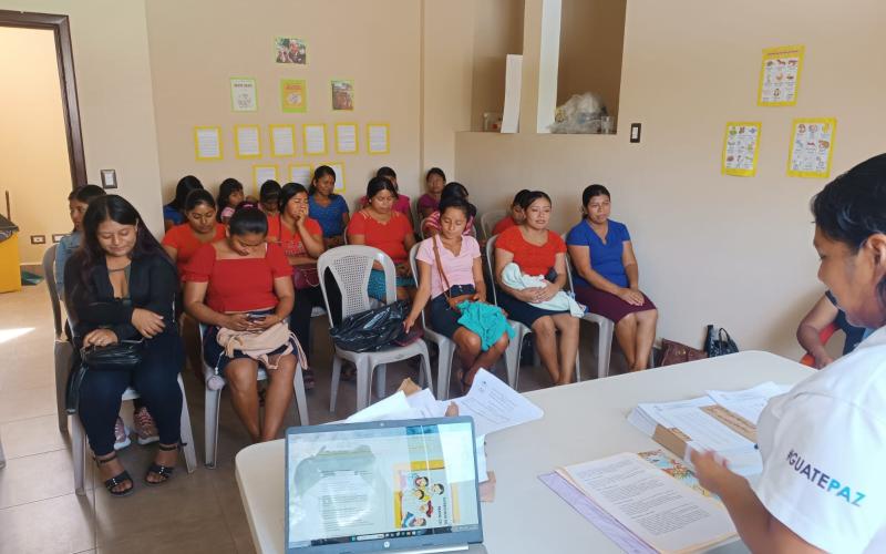Mujeres Ch’orti’ fortalecen su identidad en clase magistral sobre derechos indígenas