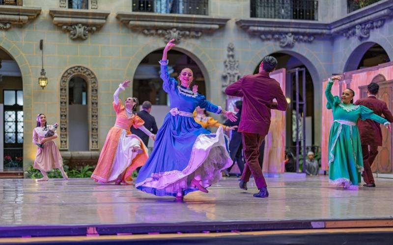 Ballet Nacional “Christa Mertins”