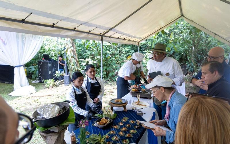 Tak’alik Ab’aj consolida cocina mesoamericana