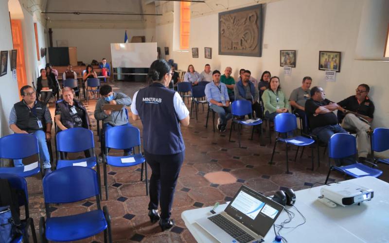 prevención y abordaje del acoso y la violencia contra la mujer