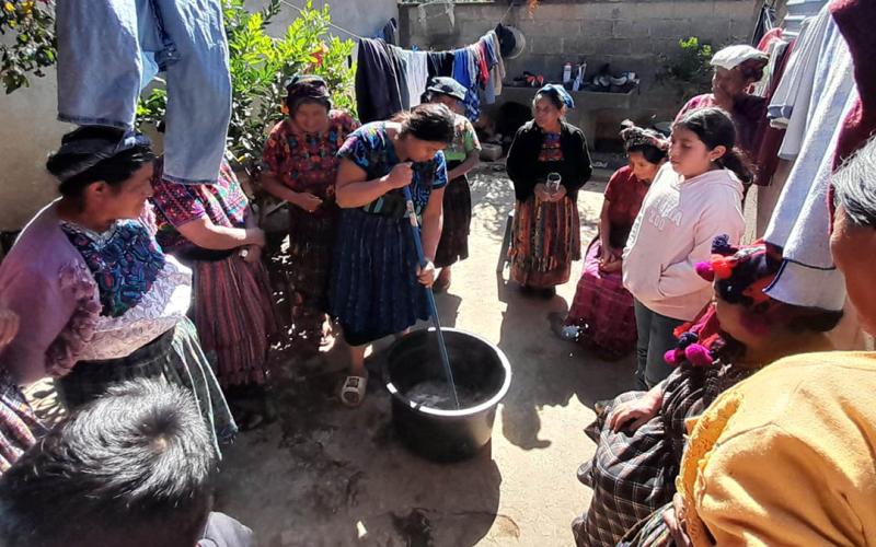 Capacitan a familias rurales de Quetzaltenango 