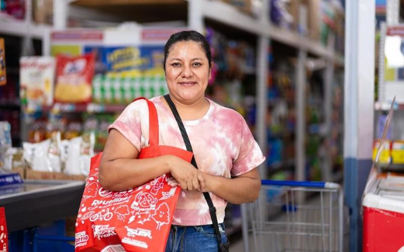 El Programa Bolsa Social que el Gobierno de Guatemala impulsa desde el Ministerio de Desarrollo Social (MIDES), ha fortalecido su presencia, este 2025, en el departamento de Guatemala, aumentando en 100% el número de beneficiarios.