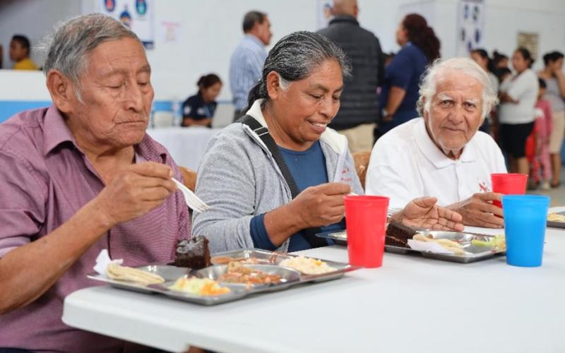 . Este 2025, el Programa Comedor Social del Ministerio de Desarrollo Social (MIDES), llegó a 105 municipios de 21 departamentos de Guatemala, abriendo 112 comedores sociales. 