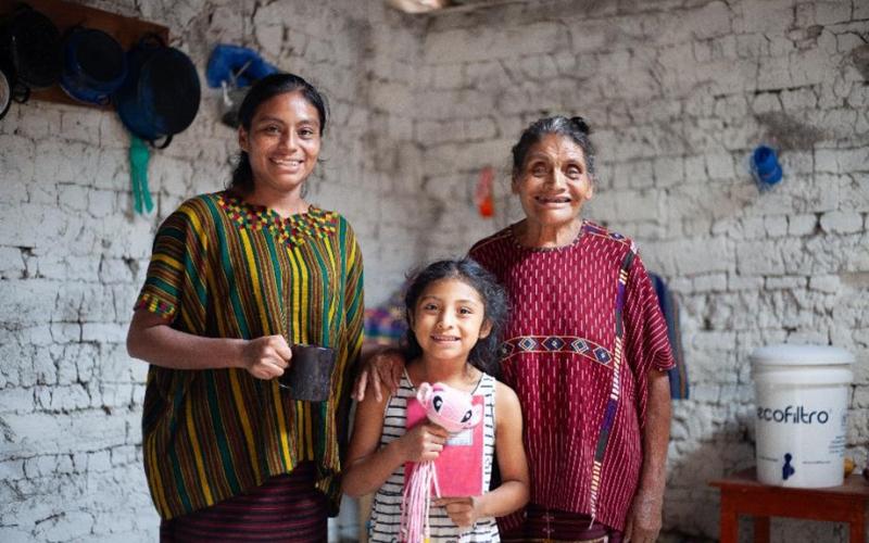 ”. El año cierra con 50 mil pisos saludables, aumento en los beneficiarios del Bono Social y crecimiento sostenido de los comedores sociales.