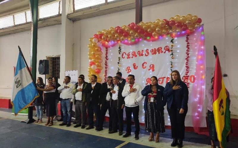 Un total de 95 mujeres del municipio de San Miguel Ixtahuacan, San Marcos fueron capacitadas para la producción de hogos ostra como parte de las capacitaciones recibidas en la Beca Social Artesano que promueve el Ministerio de Desarrollo Social (Mides).